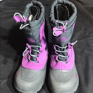 Girls north face snow boots